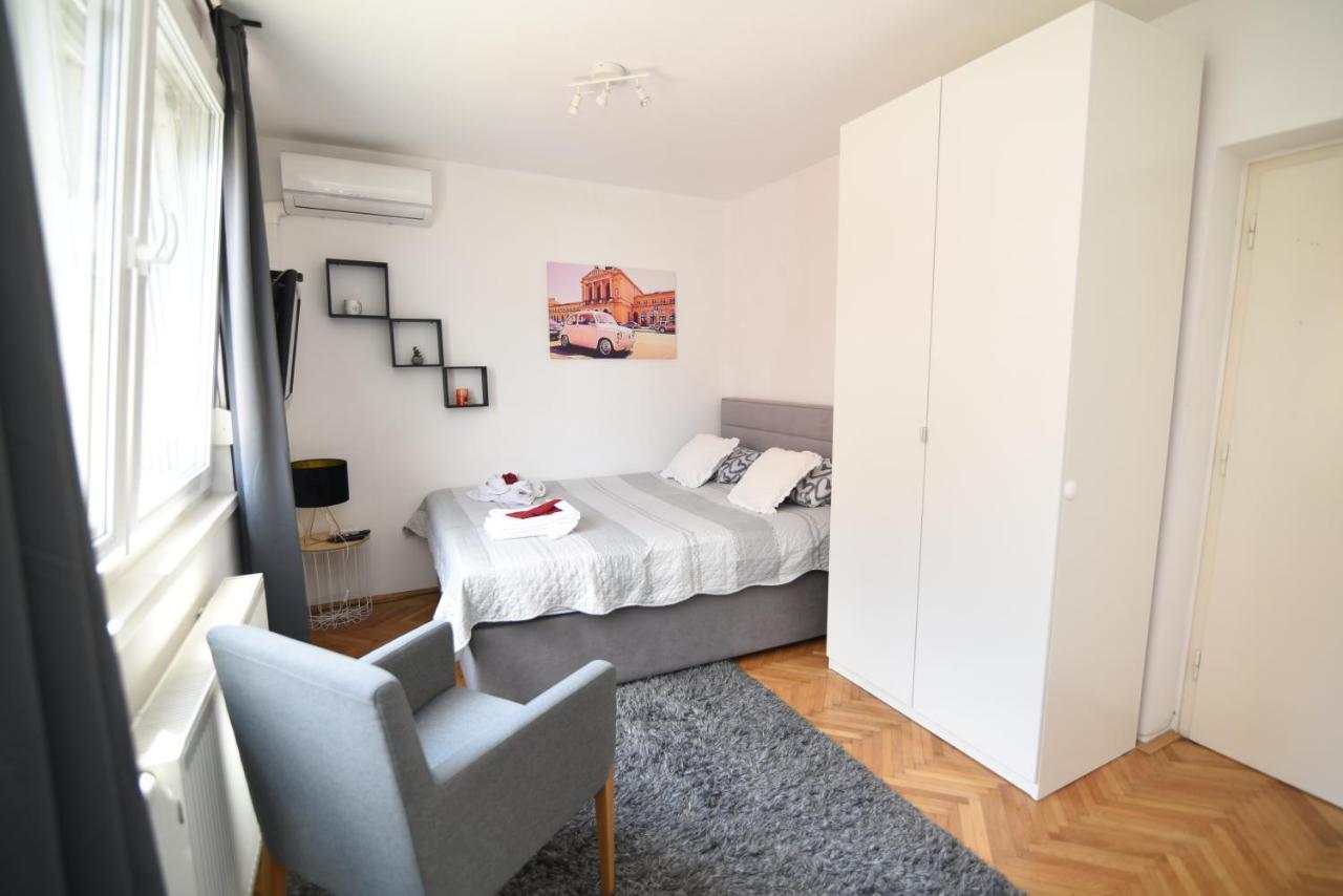 Gretanola Studio In Zagreb, Parking, Self Check-In Kültér fotó